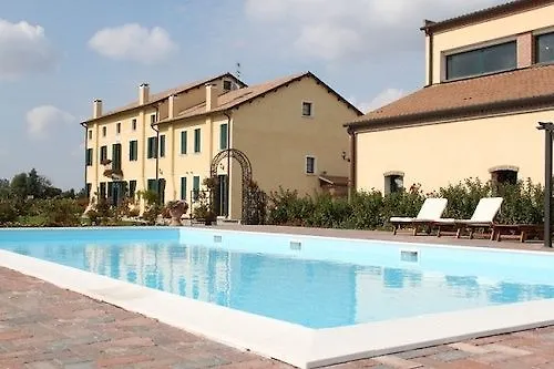 Villa Millefiori La Corte Delle Rose à Rovigo